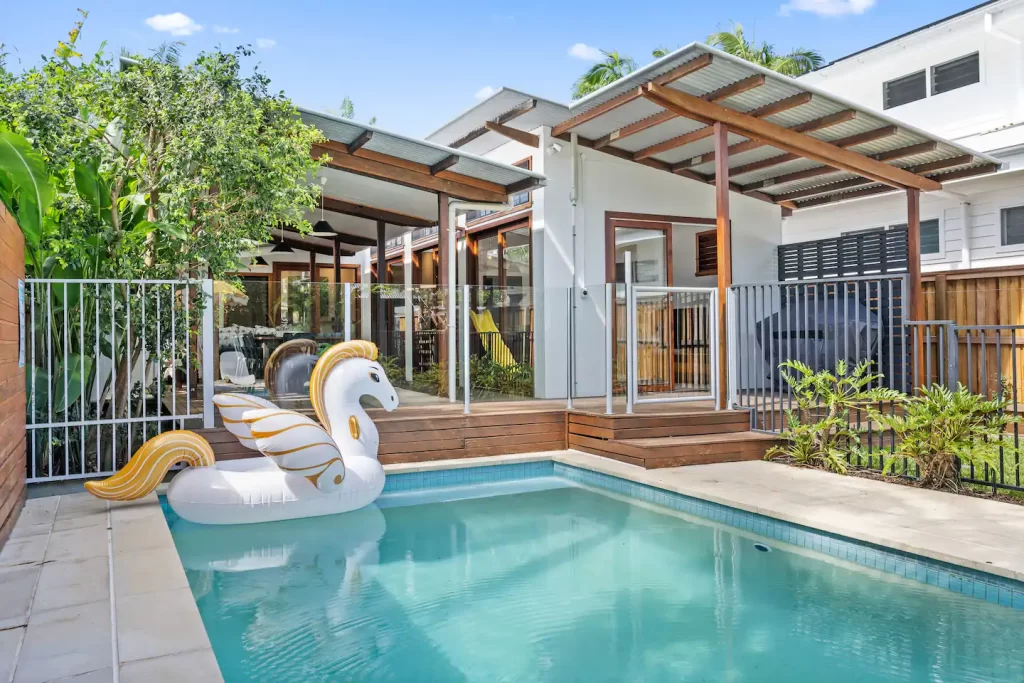 byron bay airbnb home